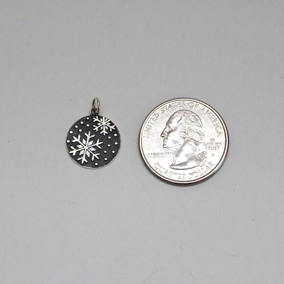 Sterling Silver Winter Storm Necklace, Sterling Silver Snow Flurry Necklace - Picture 5 of 5